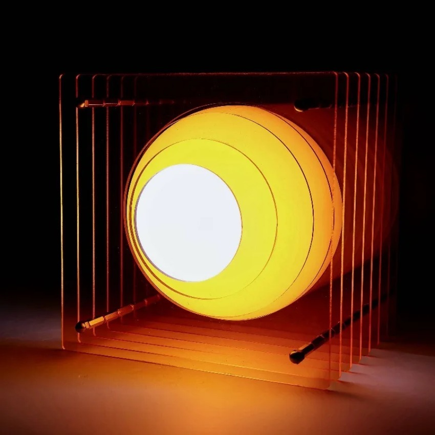 Lighting Decor Items - Lampe lunaire en acrylique à mille