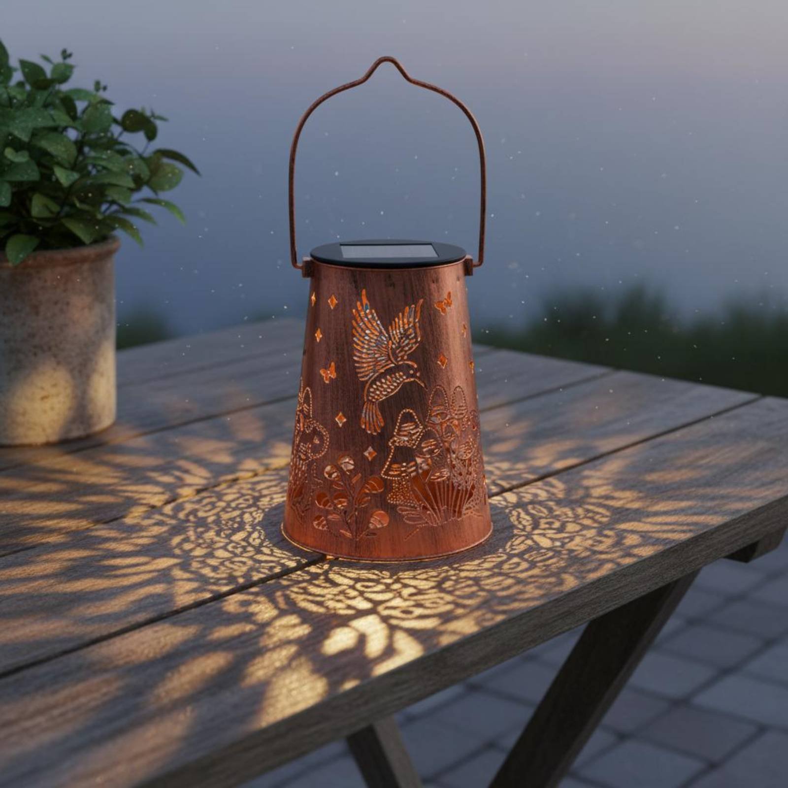 Lanterne de jardin à motif flo - Lighting Design Decor avis et prix