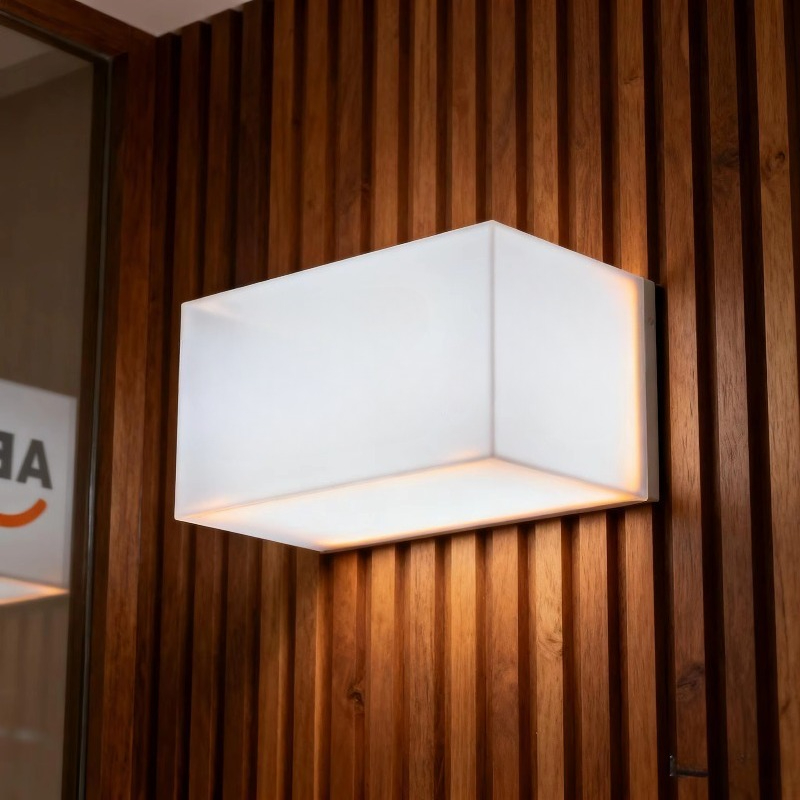 Boîte lumineuse LED suspendue  - Lighting Decor Company avis et prix